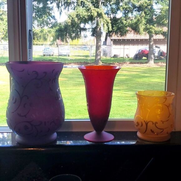 GLASS Vases, Beautiful, Purchased @ World Market, Excellent Condition! - Picture 9 of 10